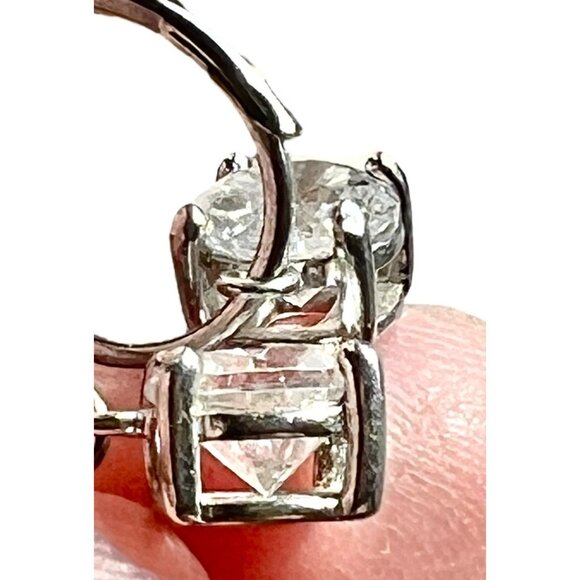 925 Sterling Silver Drop Earrings With Round-Cut CZ Stones & Lever Back Closure - Picture 5 of 10